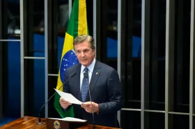Collor diz ao STF que tornozeleira desligada foi “incidente involuntário”